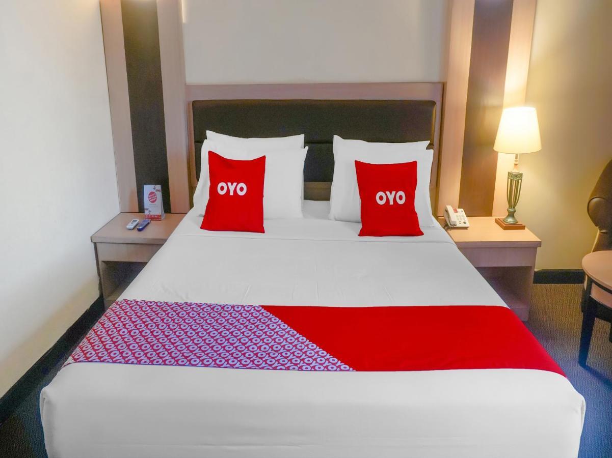 Oyo 3967 Hotel Pantai Wisata Makasar Exteriér fotografie