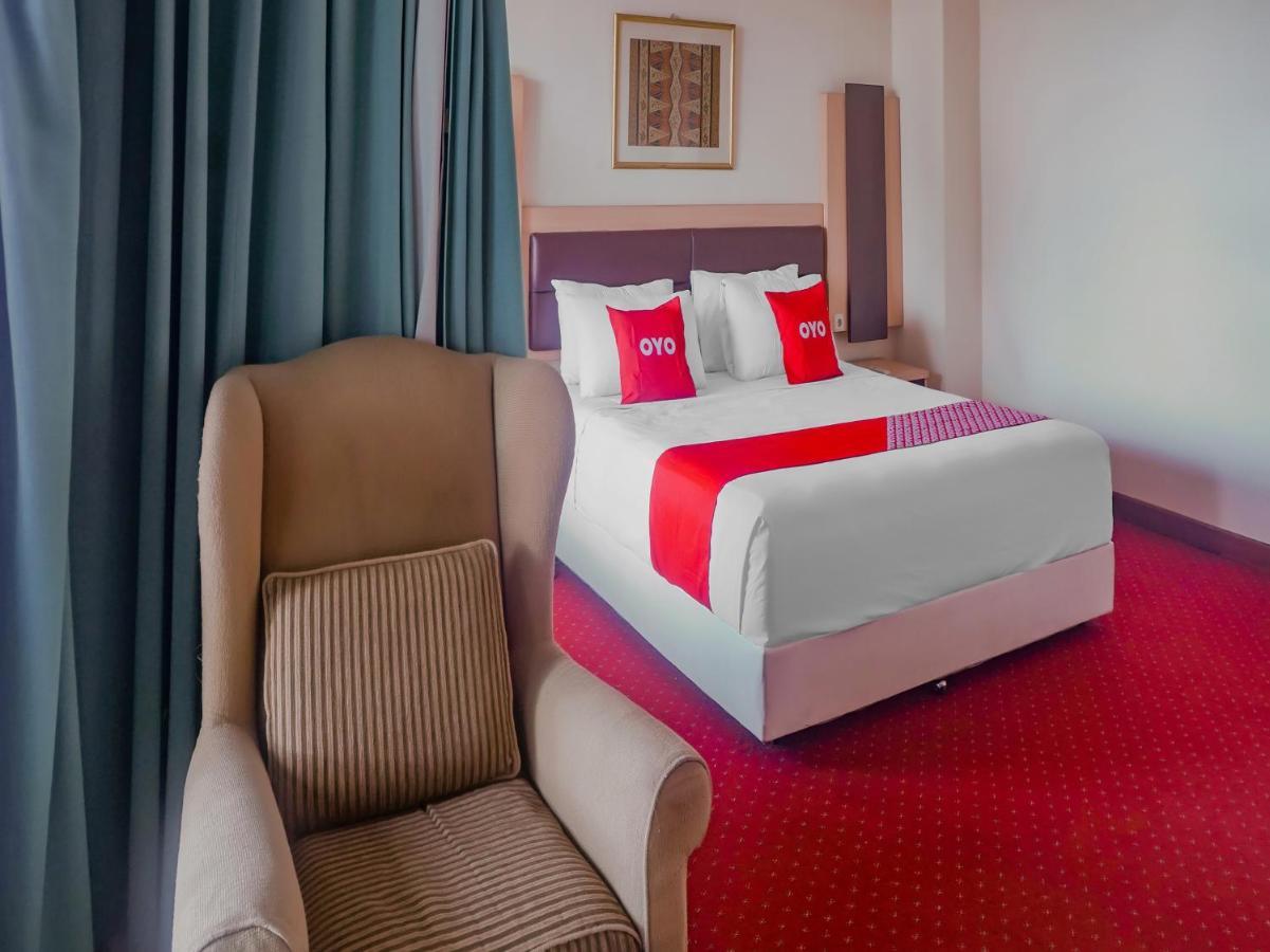 Oyo 3967 Hotel Pantai Wisata Makasar Exteriér fotografie