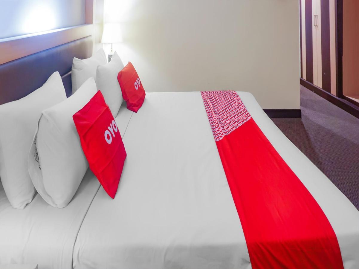 Oyo 3967 Hotel Pantai Wisata Makasar Exteriér fotografie